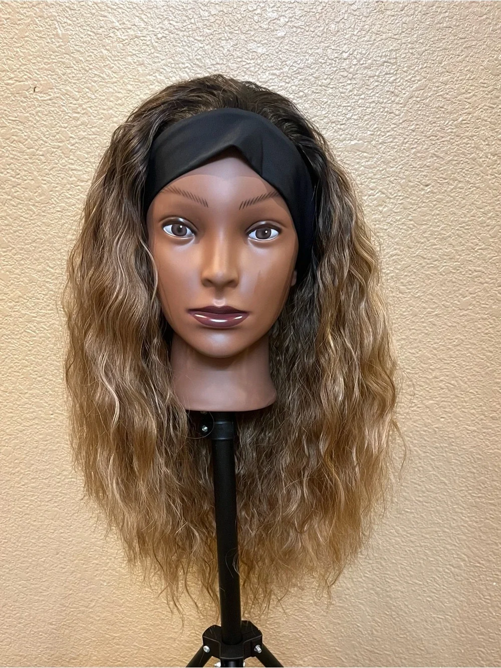 NEW 18–20” Caramel Brown Wavy Headband Wig Dark Root Synthetic Hair